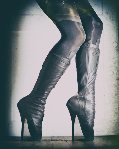 Ballet boots