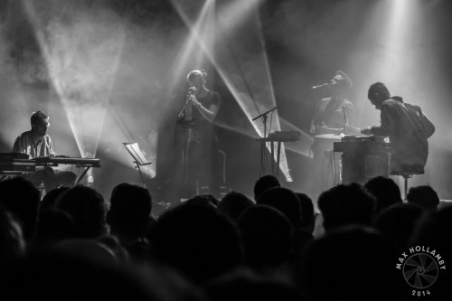 PORTICO LIVE AT ISLINGTON ASSEMBLY HALL  // PHOTOS: MAX HOLLAMBY