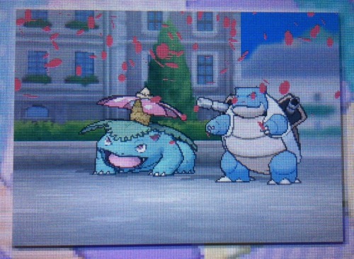 it-started-to-rain:Aw it looks like my Venusaur wants to cheer everyone up with Petal Dance but my B