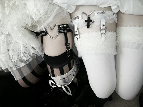 eyecandyhell:  Untitled na We Heart It weheartit.com/entry/86980474?utm_campaign=share&am