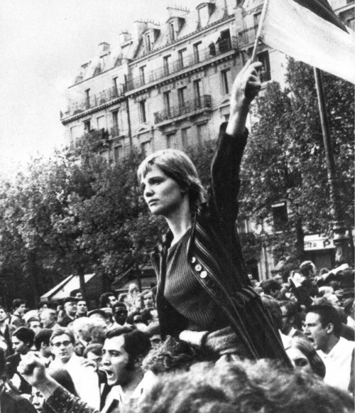 savetheflower-1967: Protest in Paris, 1968.