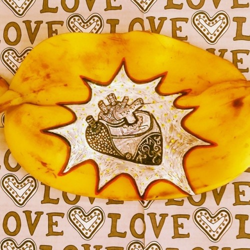 instagram:  Going Bananas with @funwithfruit  For a cheerful dose of Elisa’s banana art, follow @funwithfruit on Instagram.  “They are such a cheerful fruit with inbuilt comedy value,” says Elisa Roche (@funwithfruit), a London-based journalist