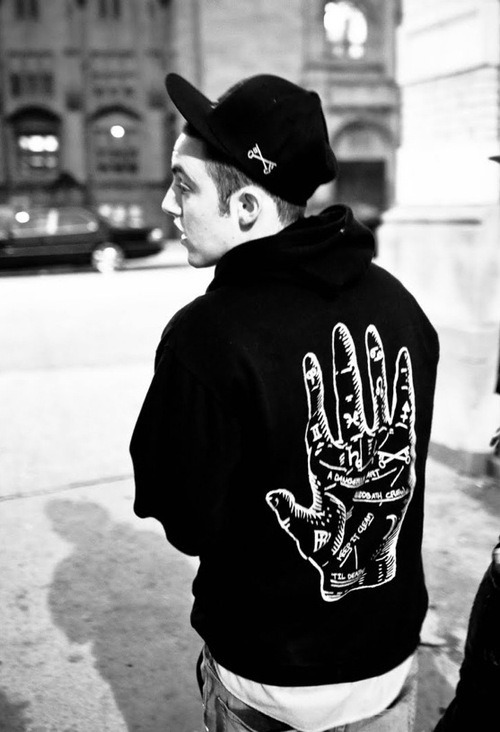  maxelinho:  Your Guide For Street Fashion Daily  