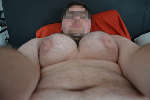 omgknutson:  my personal top10 of my own moobs