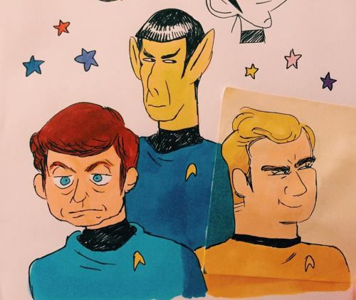 Star Trek doodles! My favorite space babes! Drawings from my IG.