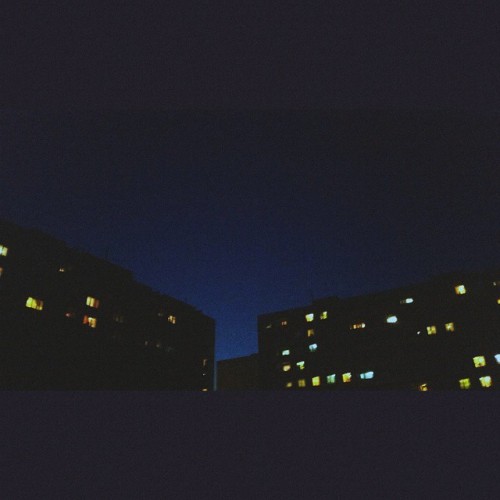 #vscocam #komsomolsk #night #kms #beautiful ( Deadmau5 Feat. Gerard Way - Professional Griefers)