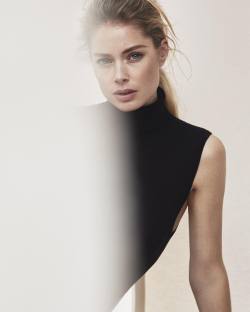 Working with @massimodutti wearing their New York Limited Edition Collection by doutzen