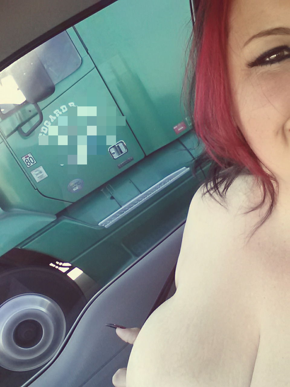 pixie-bitch75:  Just a few of the truckers that i played “flash em friday” with…
