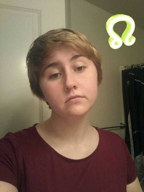 cambienne:hey just wondering who the fuck is this