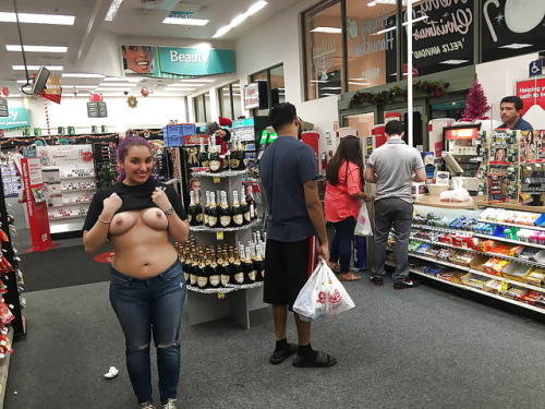 Looks like flashing in a Walgreens. Follow me and send in your pics.