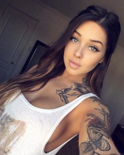 inkedgirlsheaven:  More: http://imdbabes.com