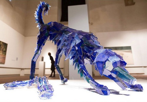 red-lipstick:  Marta Klonowska (b. 1964, Warsaw, Poland) - Animal sculptures made from shattered glass pieces. Represented by: Lorch + Seide Gallery. 