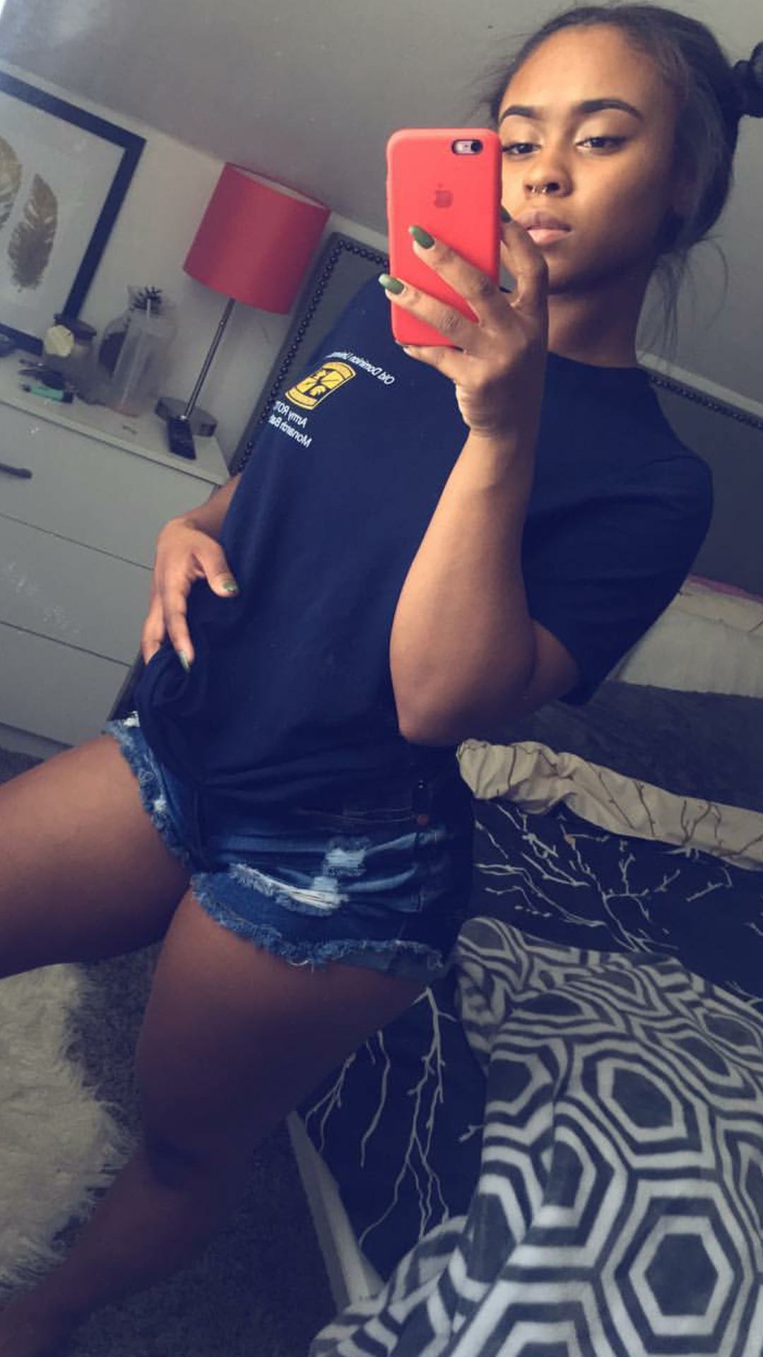 footz76:  Fuckin with the Plug Daughter 😯🙌🙌🙌❤❤❤❤❤💯💯💯