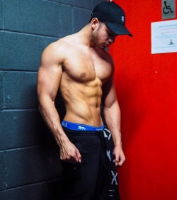 tripltap:  Gymspiration with Kyle Mullen  http://www.facebook.com/tripltap