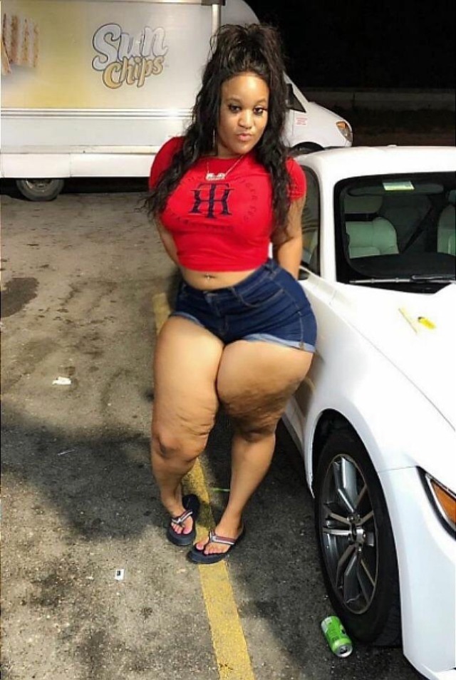 she2damnthick:Super thick 