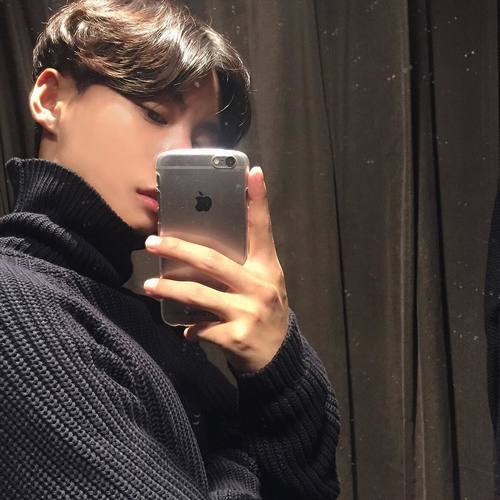 akatskui:Instagram: daegyeomyu