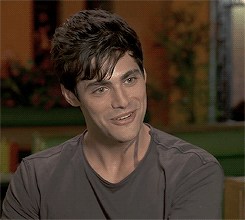 tumblr_inline_o2cyhtH56M1qlt39u_250.gif