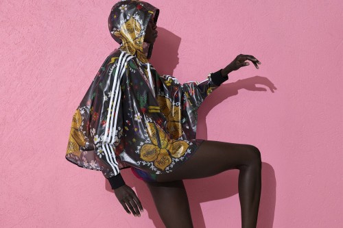 ohthentic:  afroklectic:  ADIDAS ORIGINALS // “PINK BEACH” BY PHARRELL   Oh