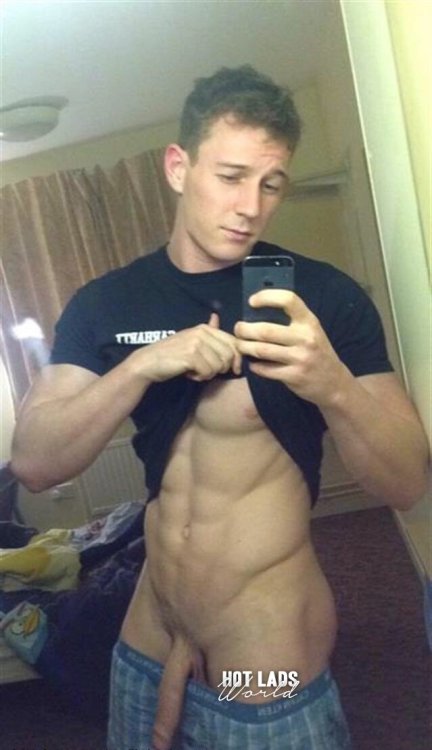 ksufraternitybrother:  KSU-Frat Guy: Over adult photos