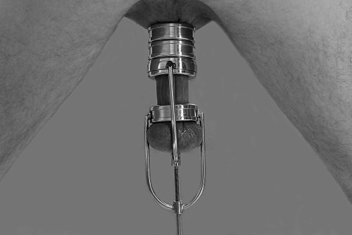 rubbermadness:  steel to steel 13,8 cm