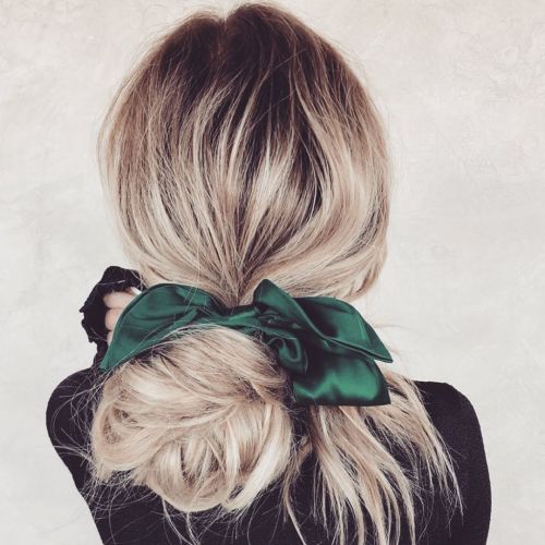 Crushing on this big bun via @hairby_cindynelson at @habitsalon!  This is definitely a Friday hair v