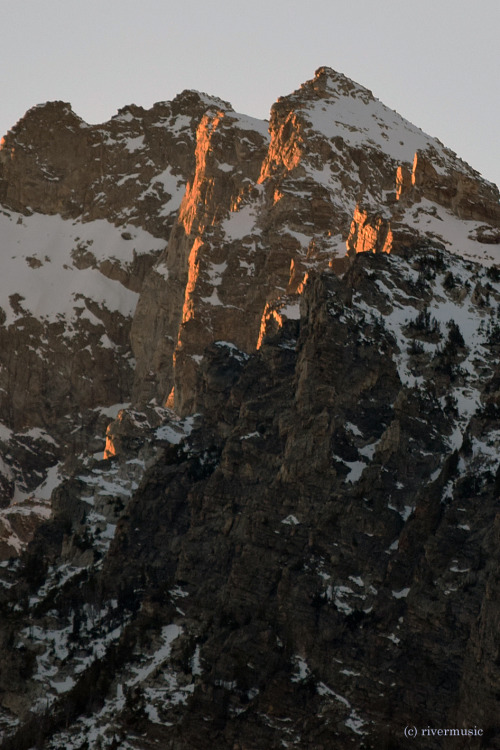 Western Cliffs Aglow: Grand Teton National Park, WyomingFor Denny @dennybitteriverwindphotography, N