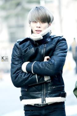 fyjjong:  en route to music bank - 150109king jonghyun (do not edit) 