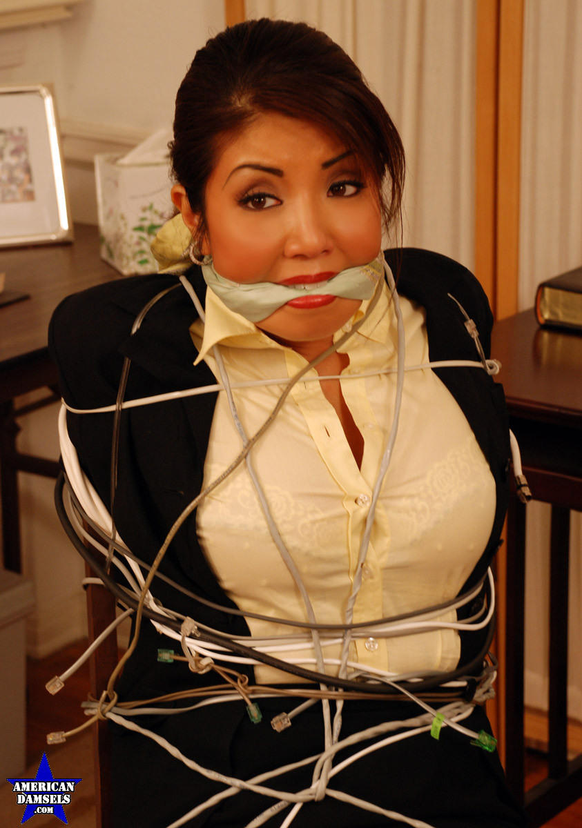 stacykdid:  Some of these computer geeks get a little sensitive when you bother them