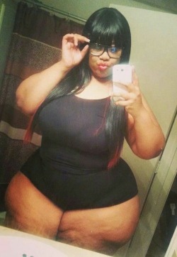 iluvbbwass:  Gotta support ya ssbbw #iluvbbwass