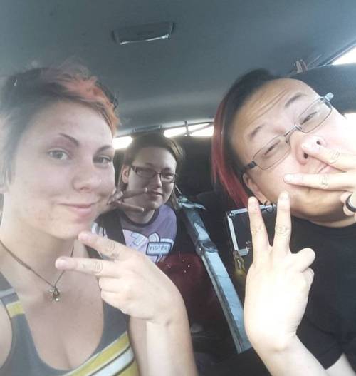 Family road trip to Animethon in Edmonton!!! (We miss you @jellyfishcandy)