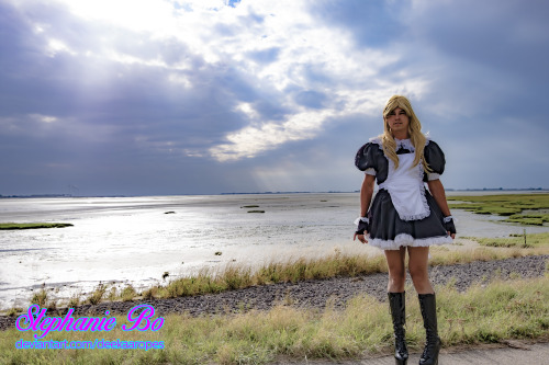 Sissy Maid at the Sea I