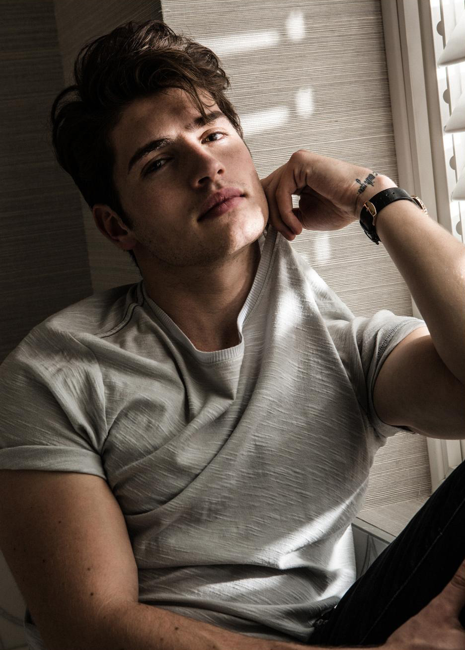 themitchme:Gregg Sulkin by Leslie Alejandro 