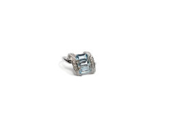 antiquealchemy:  Topaz Waterfall Ring Sky Blue Topaz Platinum over Sterling Anniversary Everyday Promise Ring Jewelry by EdnaCatherine (95.00 USD) http://ift.tt/1fW3kmK