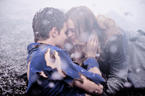 rupertpnk:caitlin and ronnie in 1x14 promo photos