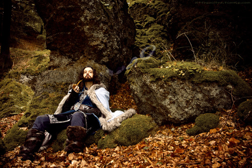 bittersuites:Thorin Oakenshield, being Majestic on Durin’s DayThorin Oakenshield.. Essiemakeup/photo