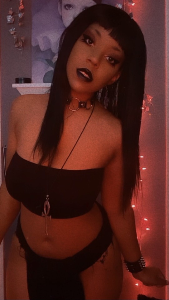 🕷️Goth Chel 🕷️