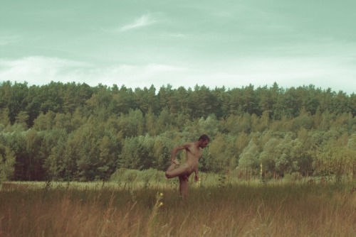 Natural bondage .photography by @manuel-moncayo .berlin .2016