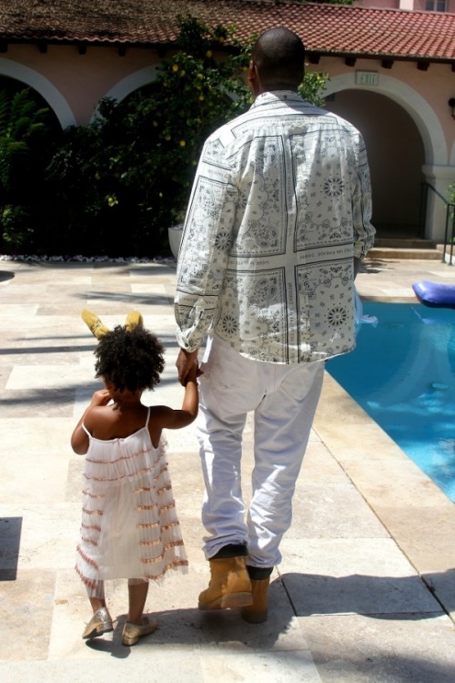 XXX weareblackroyalty:  Jay-Z & Blue Ivy photo