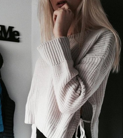 @perlinek in zaful chic sweater【Shop the sweater here】Coupon code:ZAFULLOVE66(10%off) @zafulfashion​