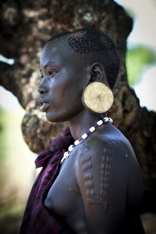 yagazieemezi:  Mursi girl - Ethiopia by Steven Goethals