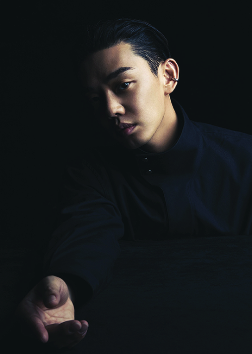 netflixdramas:Yoo Ah InNetflix Korea promotional photoshoot for Hellbound 지옥 (2021)