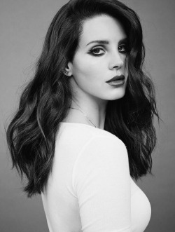 calmest-chaos:  “Lana Del Rey" Madame