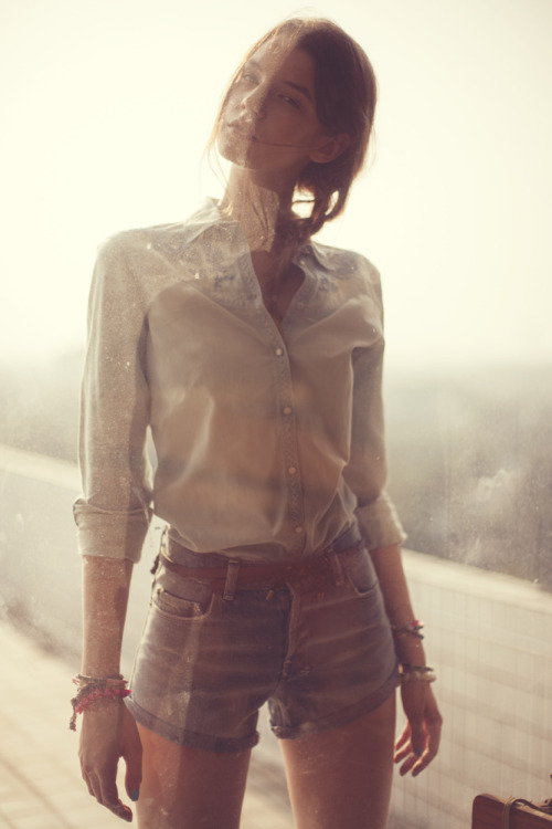 The good-looking girl