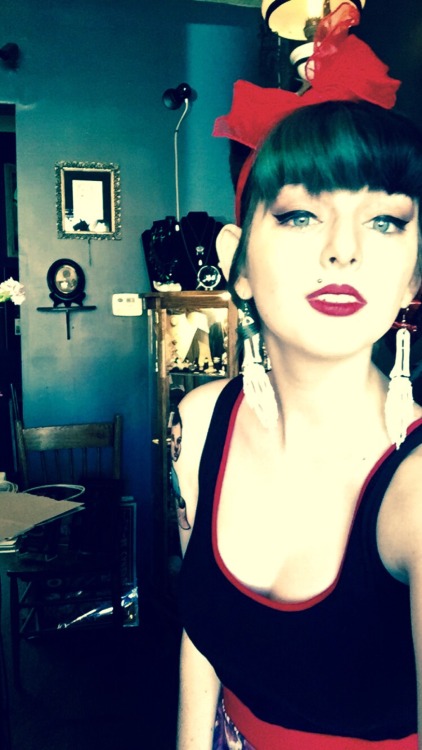 eevugh:  Lookin cute @ work the other day