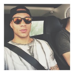 mrsvanderwiel:  Selfie thursday in sunny