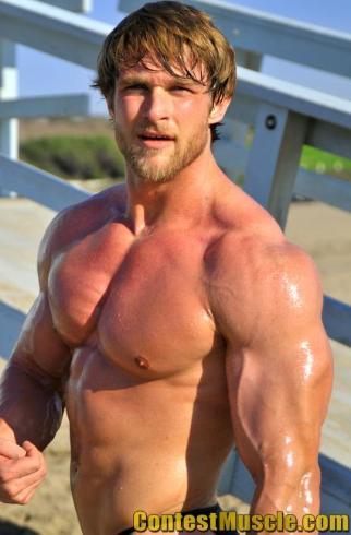 billyraysorensen:  Awesome ginger bodybuilder …Derek Duszynski