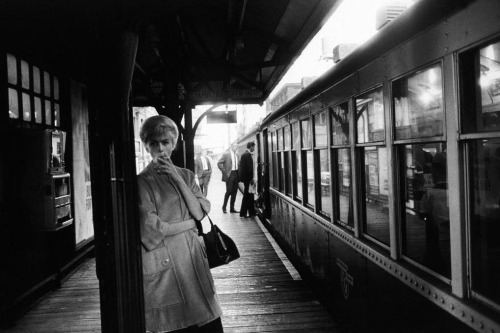 attropin:Chicago, Illinois, 1963 by Bruce Davidson