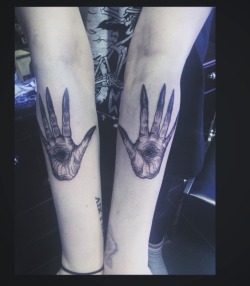 1337tattoos:  Pale Man’s Hands Tattooed