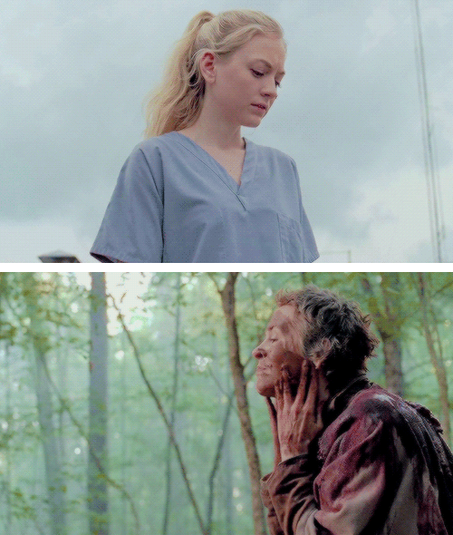 c-sand:  The Walking Dead   Ladies   The world ended. Didn’t you get the memo?