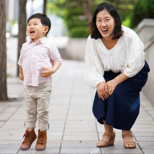 2017.5.20 기준이형 결혼식 끝나고! #가족사진 #family #모자 #엄마 #아들 #jump #mom #son #momnson #portrait #kdis #friend #